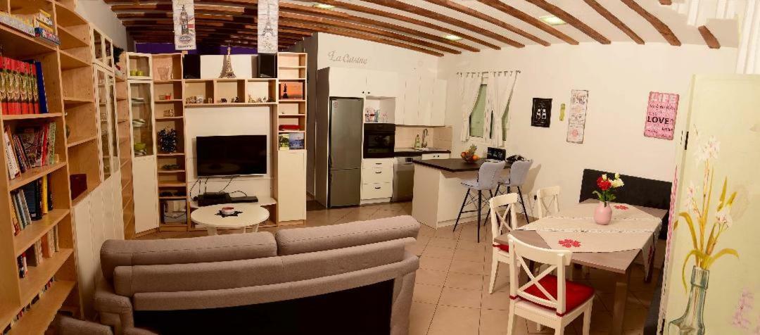 Studio Tami I Barbi Daire Opatija Dış mekan fotoğraf