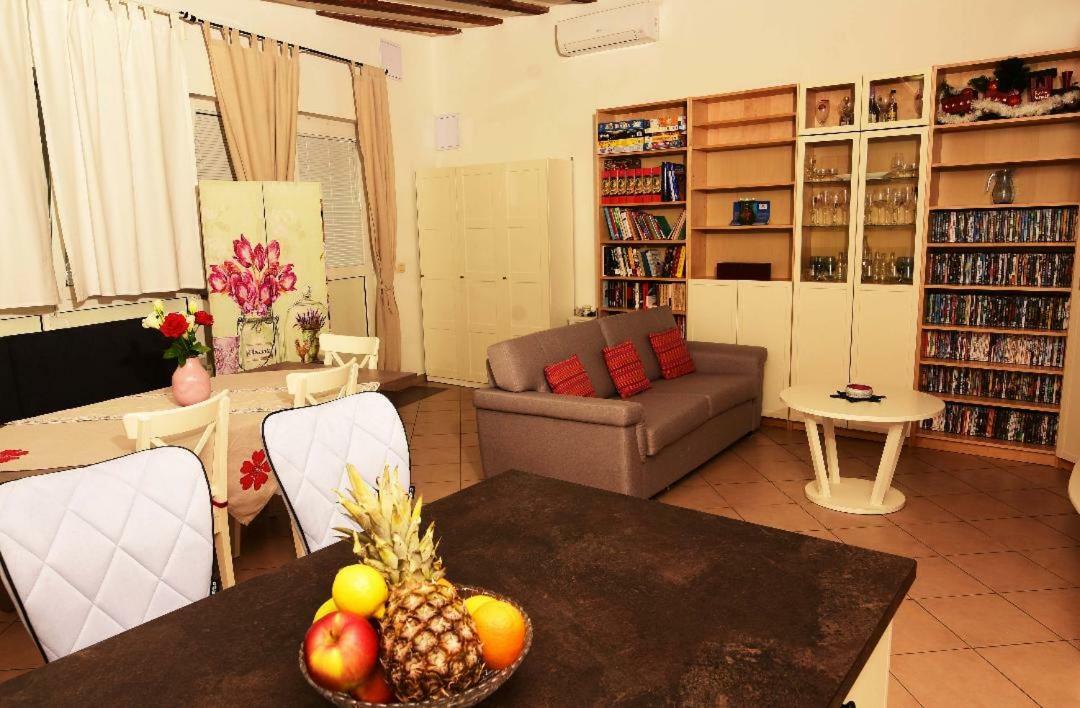 Studio Tami I Barbi Daire Opatija Dış mekan fotoğraf